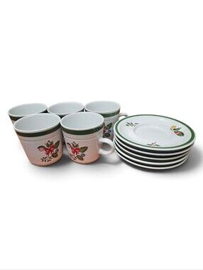 Vintage Yamaka "Noel" Christmas Stonewear Lot Of 5 Coffee Mugs And Saucers!